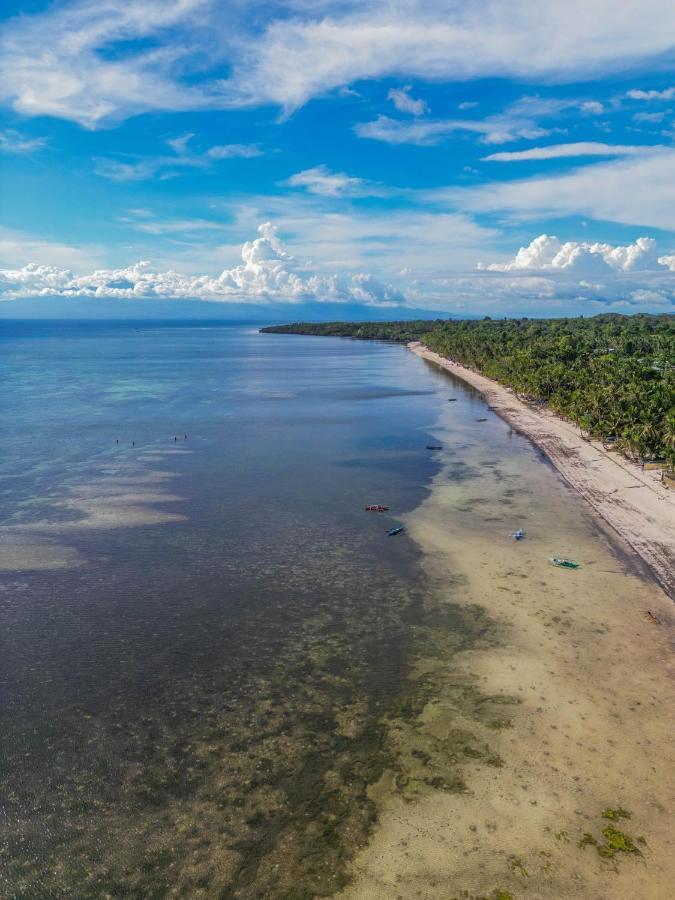 Charisma Beach Resort Siquijor Esterno foto